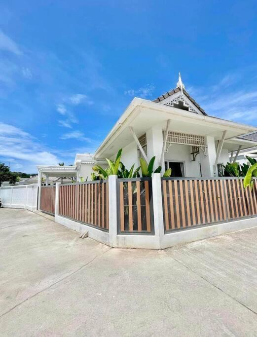 Garden View Private Pool Near Beaches Between Patong And Laguna Area *